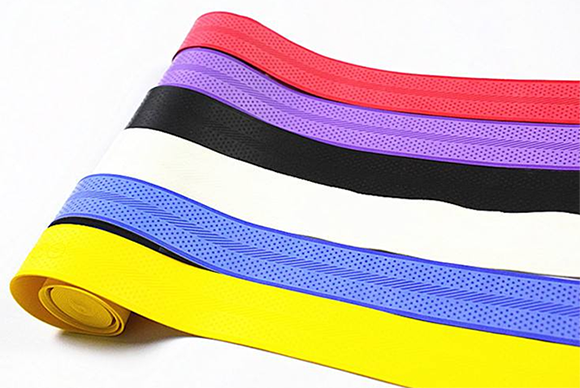 原來人們口中的羽毛球拍外柄皮是吸汗帶！